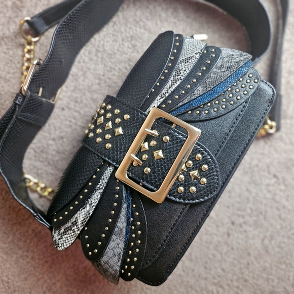 Chain Strap Faux Leather Bag - Picture 10 of 14